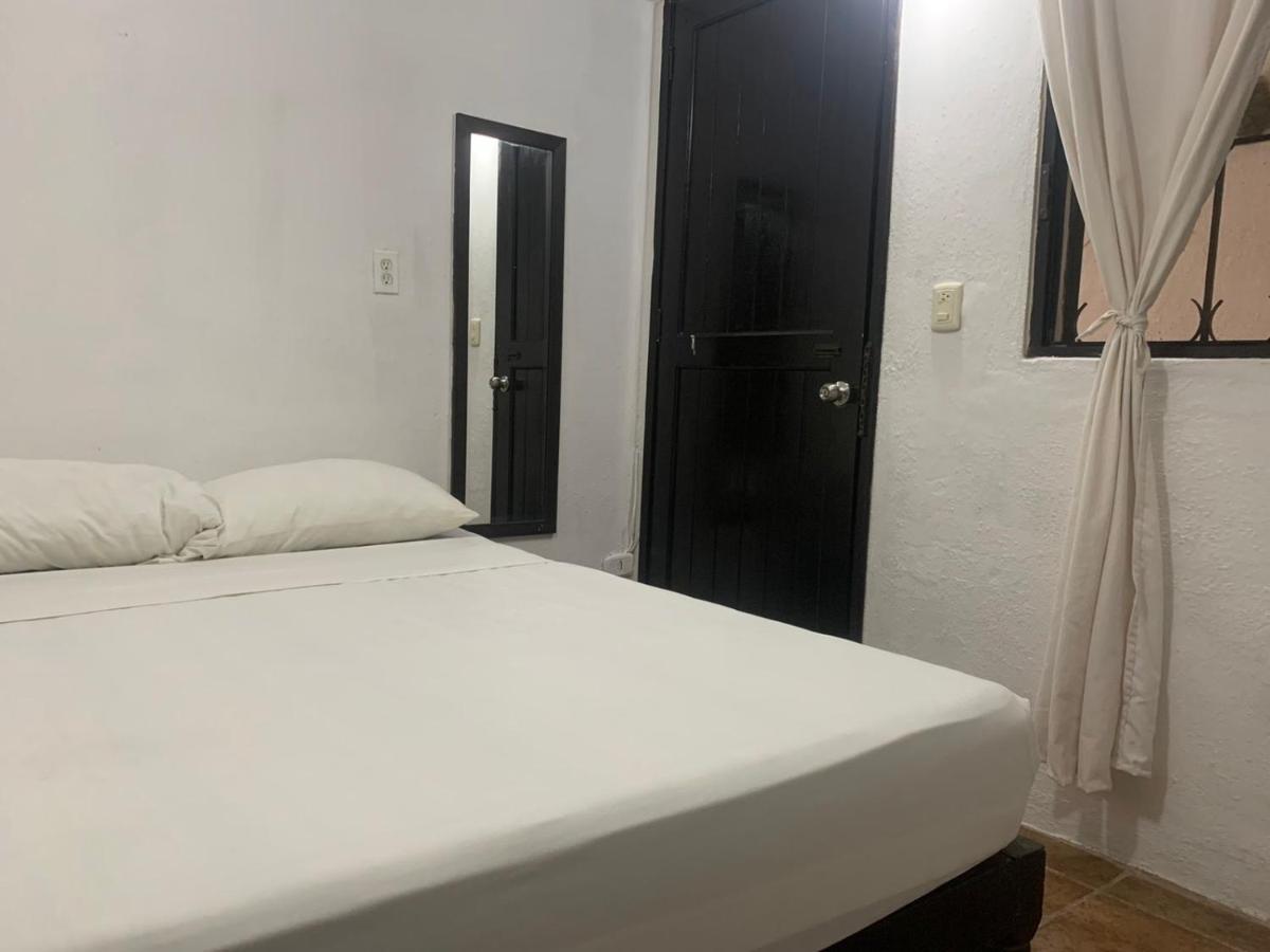 Moonshine Hotel Playa del Carmen Luaran gambar