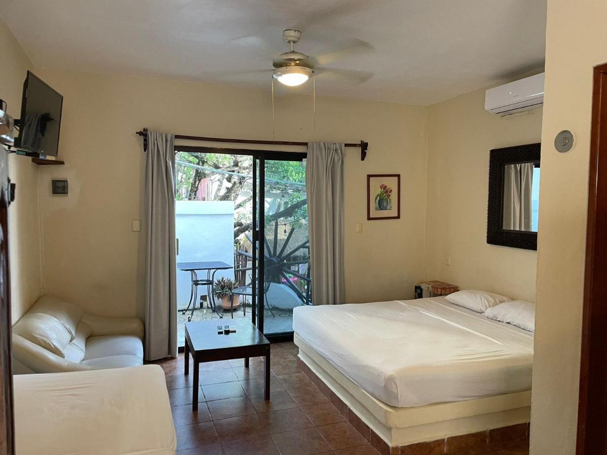 Moonshine Hotel Playa del Carmen Luaran gambar